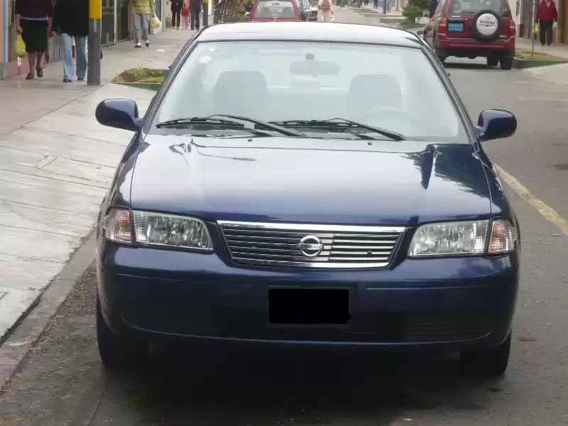 مستعملة Nissan Sunny للبيع في الدوحة #7122 - 1  صورة 
